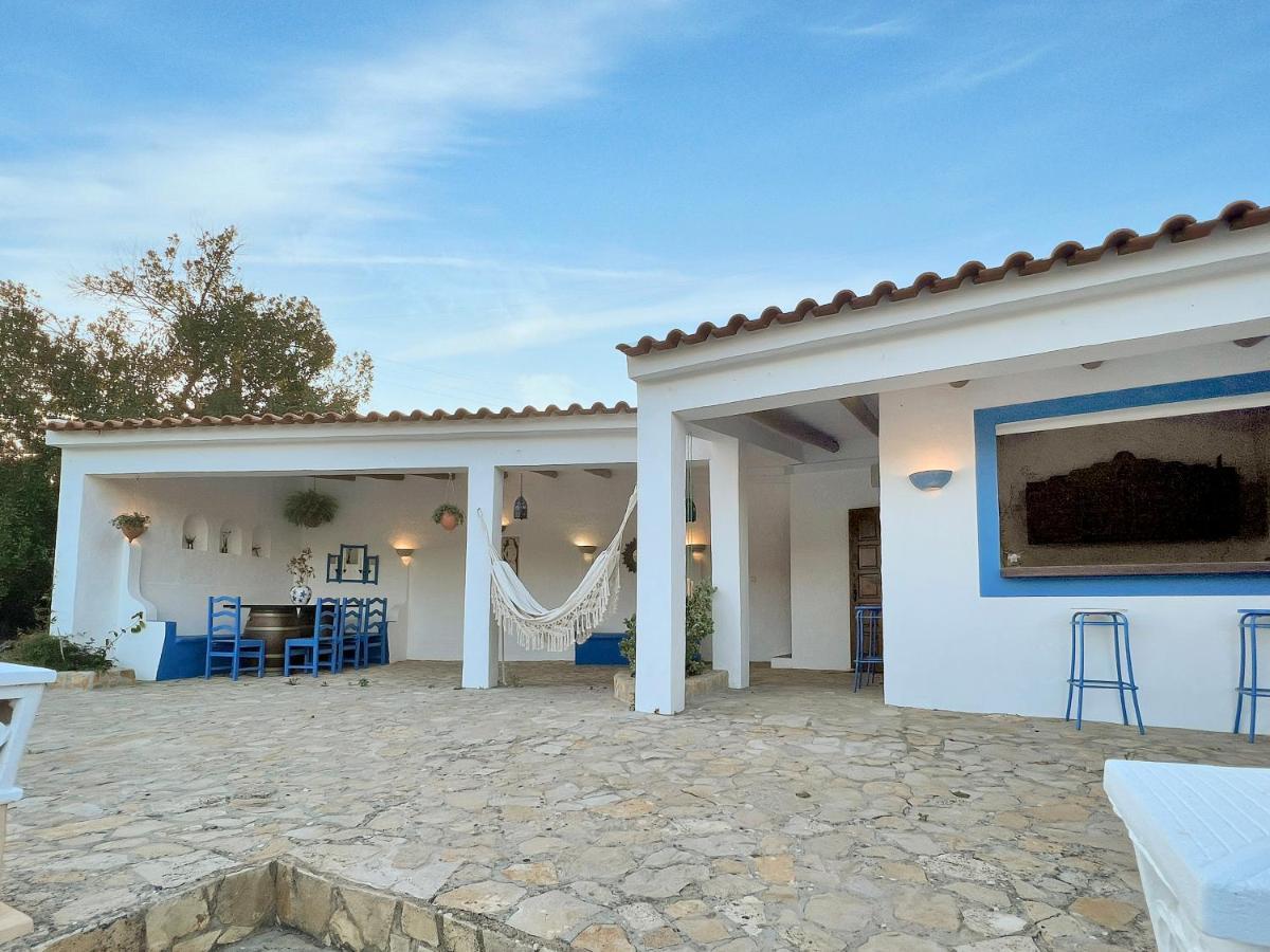 Quinta Mourada Bed & Breakfast Sao Bartolomeu dos Galegos e Moledo Exterior photo